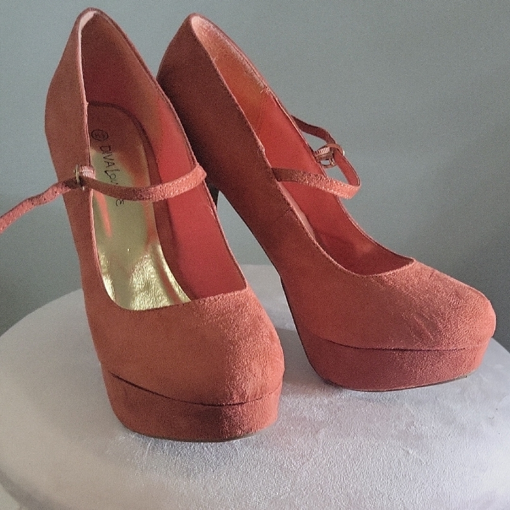 Women's Suede Platform Heels